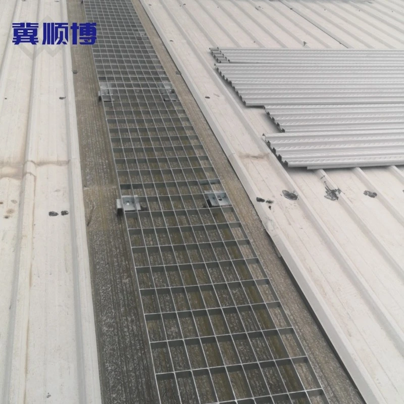 1-PV walkway grating 1-PV walkway grating